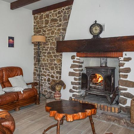 Nice Home In Plehedel With Wifi 외부 사진