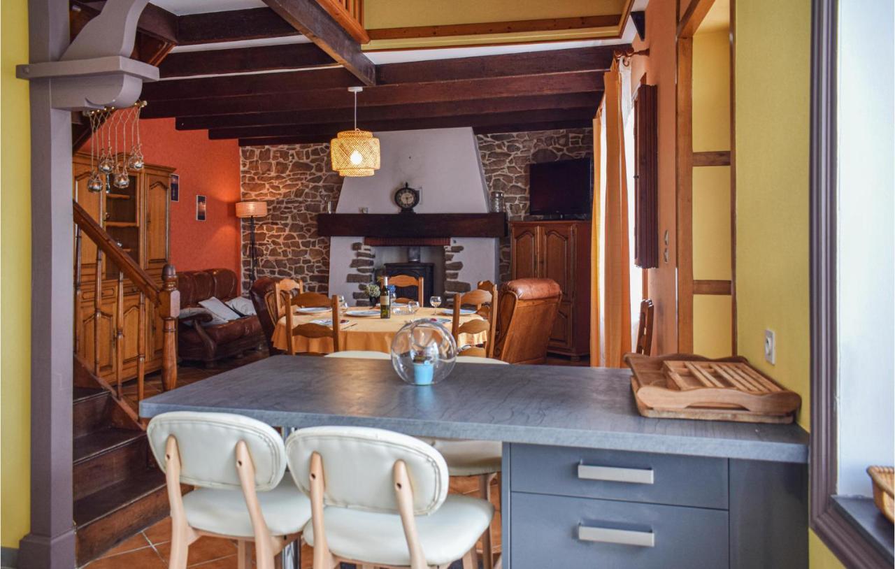 Nice Home In Plehedel With Wifi 외부 사진