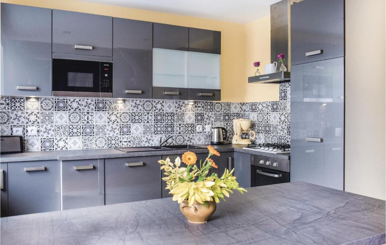 Nice Home In Plehedel With Wifi 외부 사진
